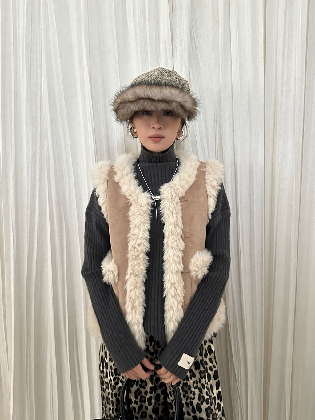 234d18eb8af8dcb36a6d472e3a3156f3