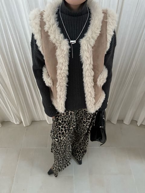 b01ea2a9eaf89463188b17860cb5c563