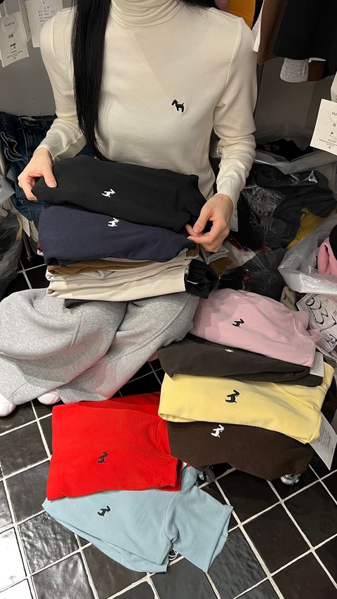 1aa1fba8aa54cbcc75e1814579e75044