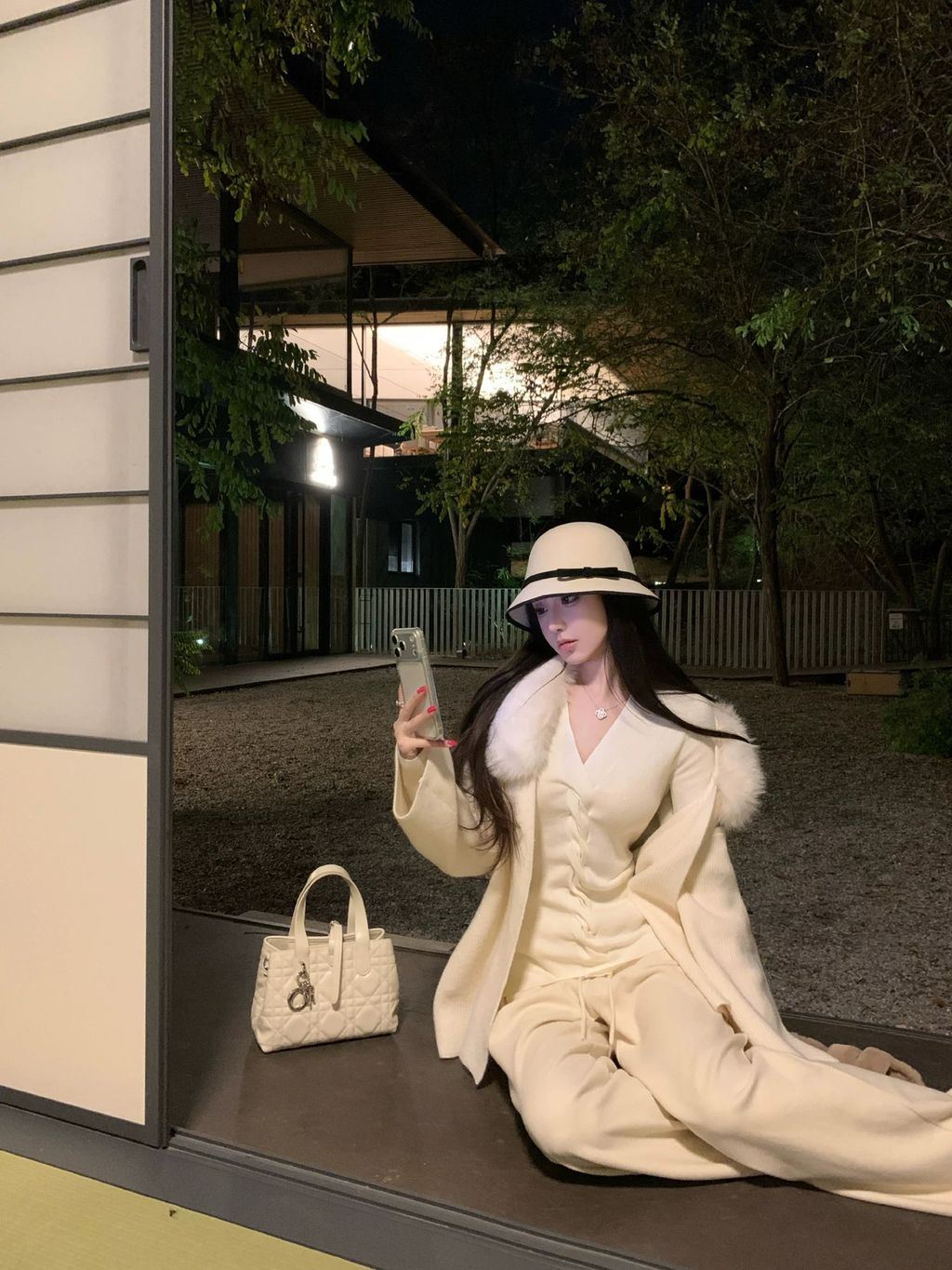 8fbc340c8f05dcbdb6fb77f5943e648b