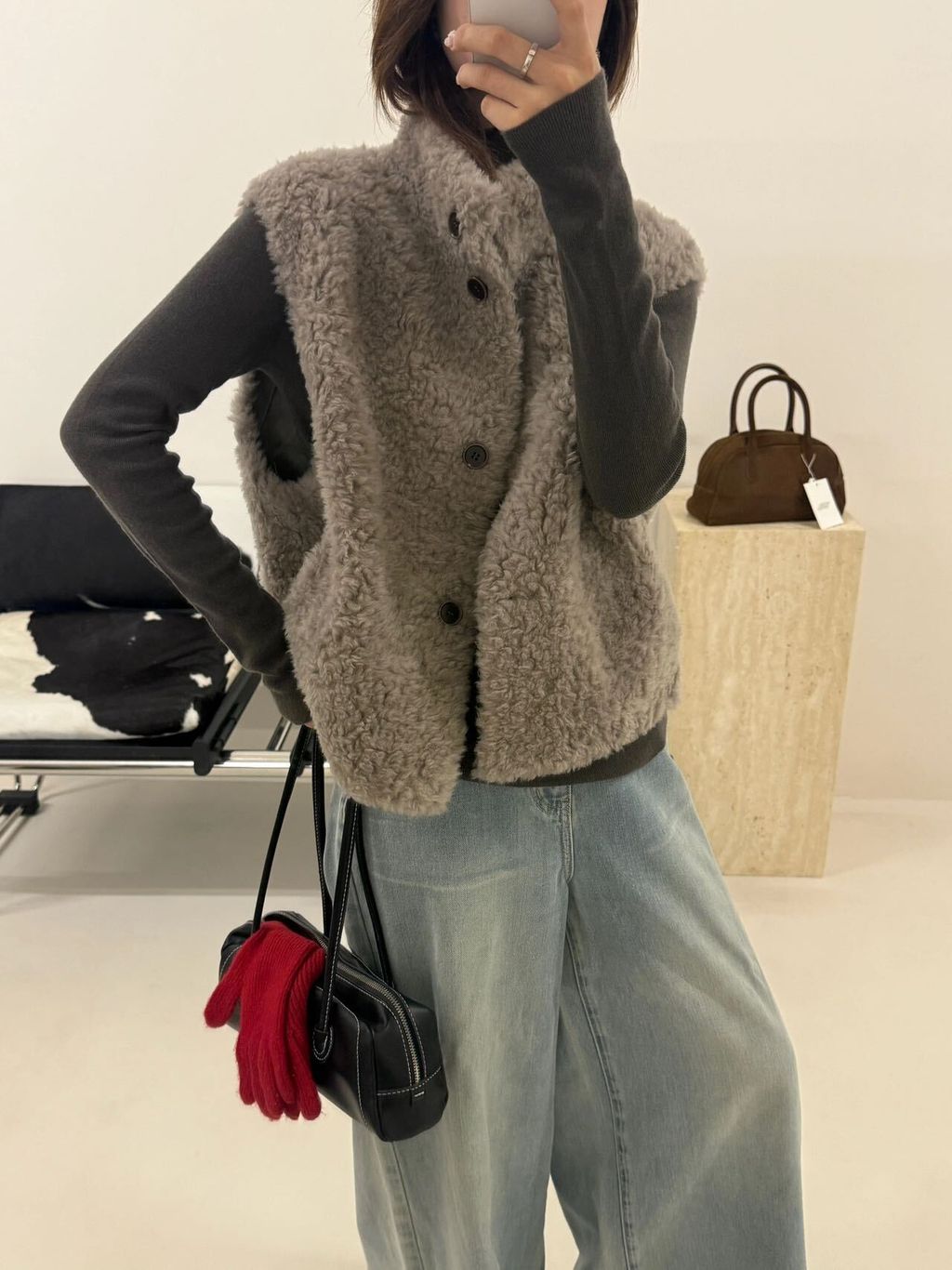 81a5f97f86b9568dbd33ae8181f72e01