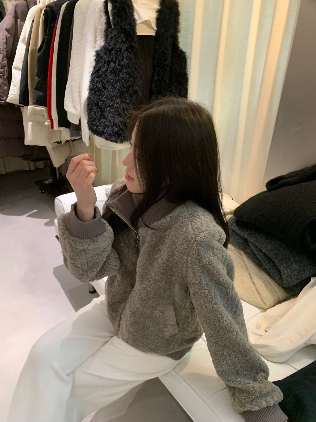 77283c2e4abe123b59864df89e517716