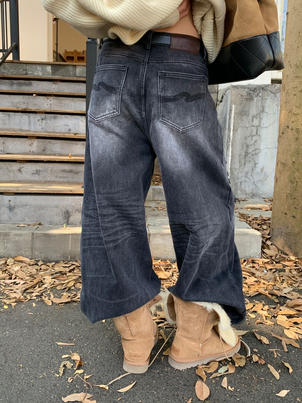 ae6dc1b9851d1aba15120a97c6932017