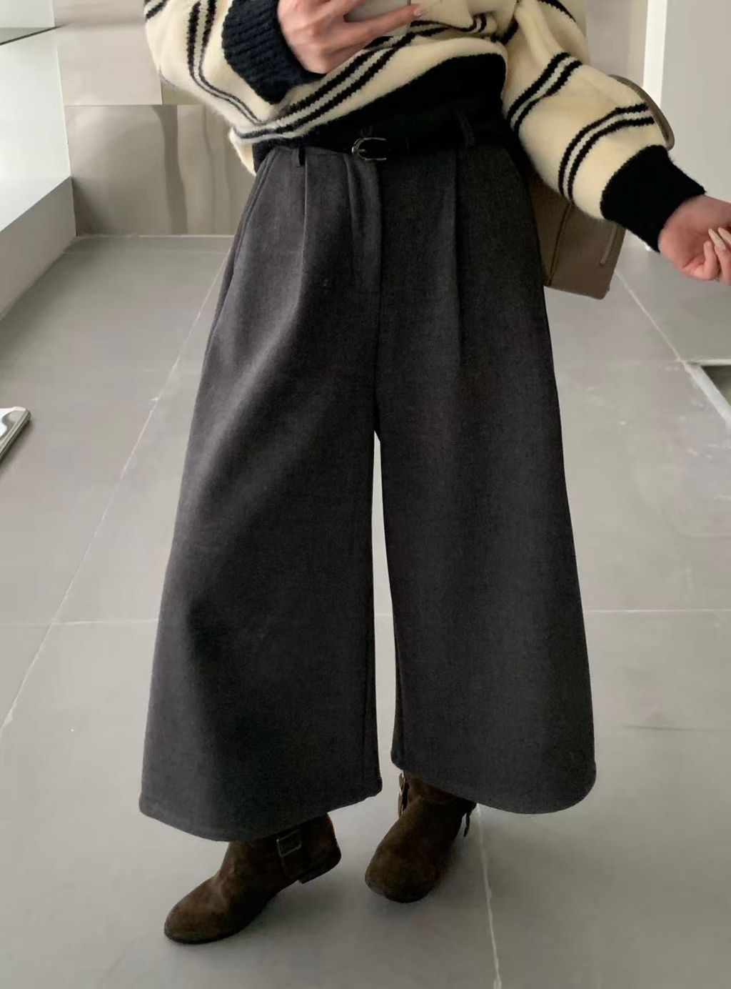 bb315f2a9d04d7e5f56b36a35d0d2704