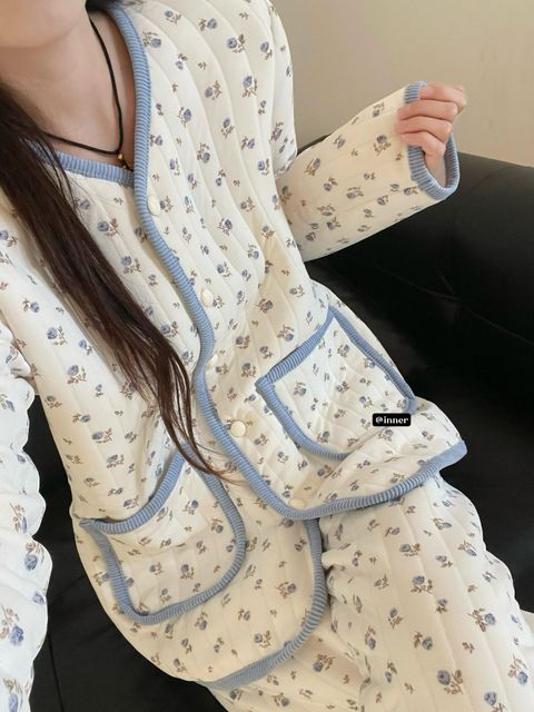 246626f50a9b741abdda5b1ac6e18abb