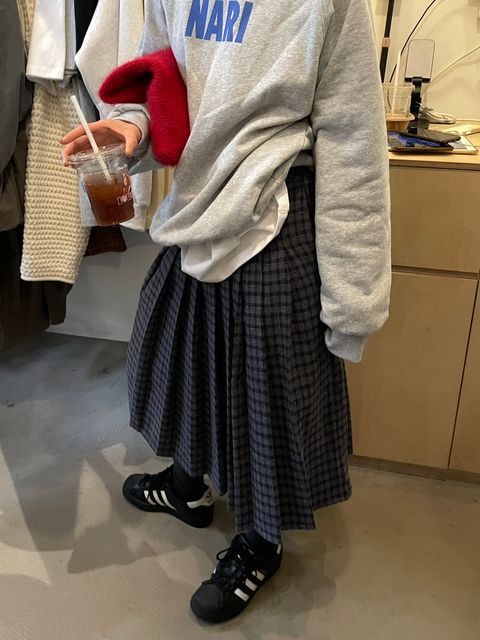 feae547fdf30397d88227c42e51df43b