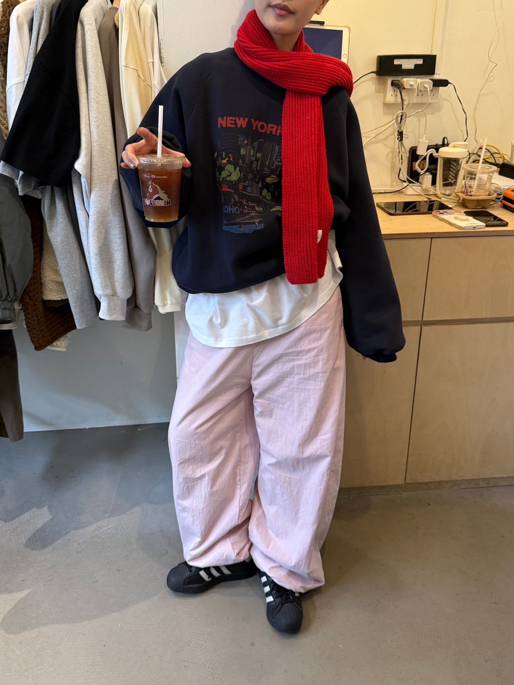 1ba8196fbad31fb5cf3b64f9853b3ac0