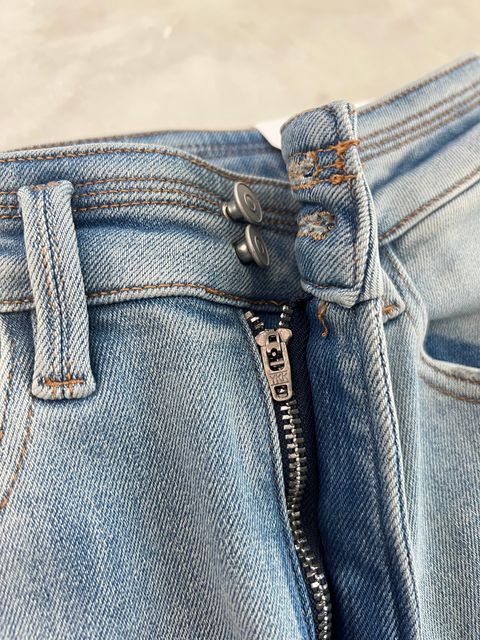 da27d99bbed07a881151ca7ae792e65a