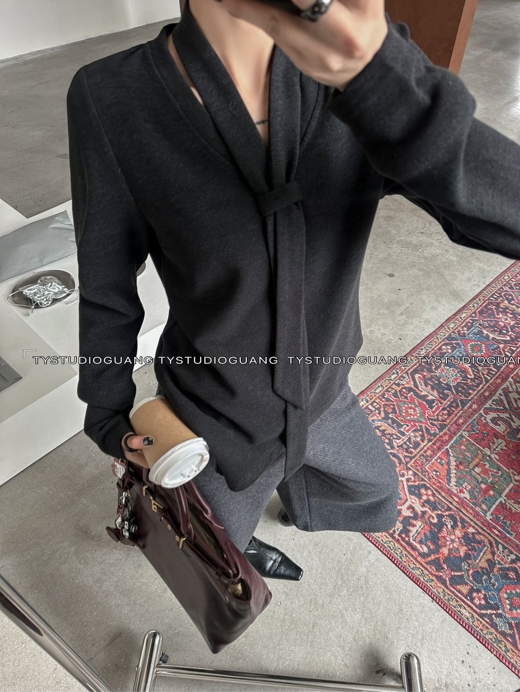 61678582f614beed709edb537799066d