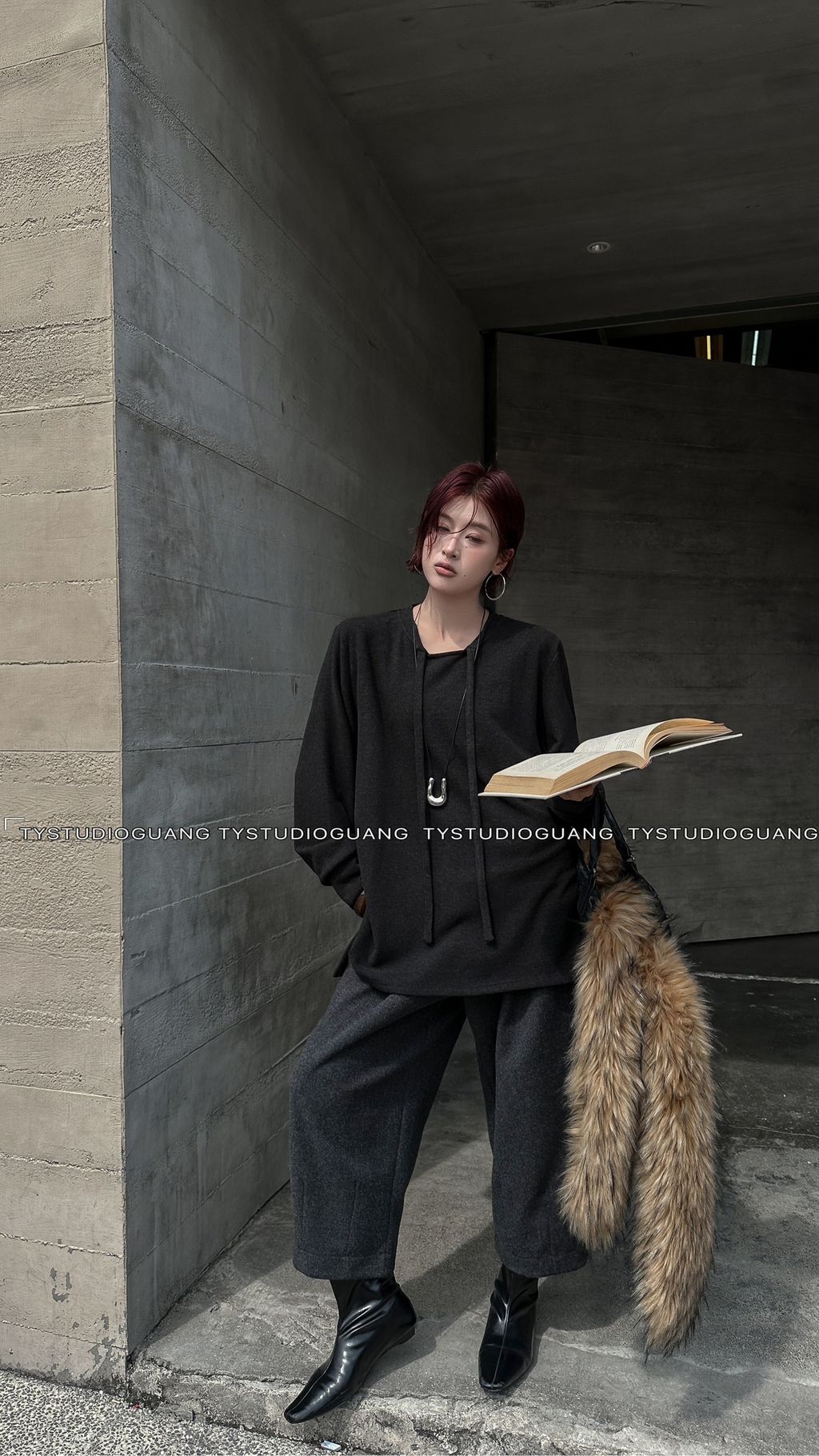 f5b8cd33ac4bc6de9a98e584a01231c2