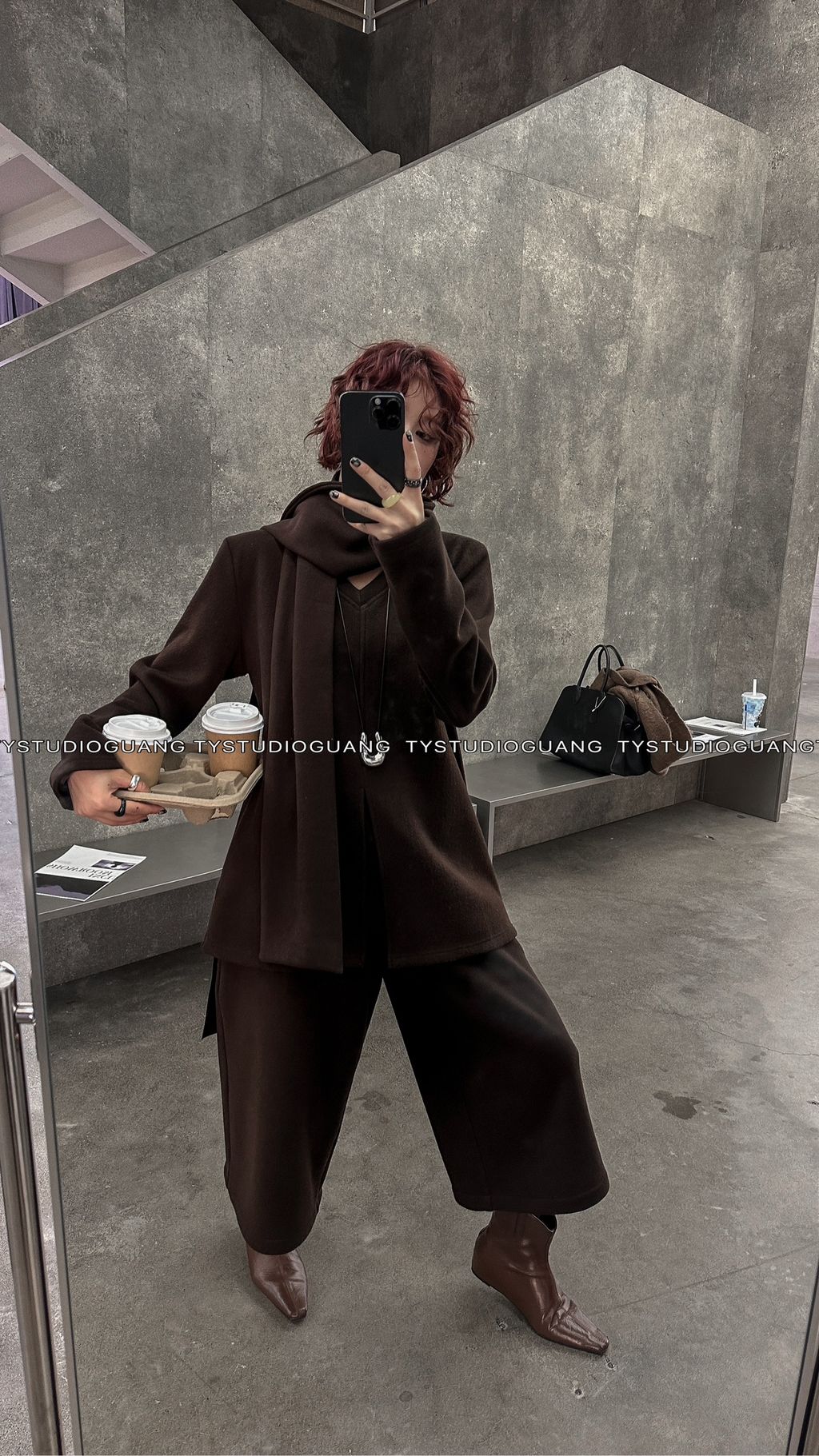 4c710ff20563170c4c0064cf195a1424