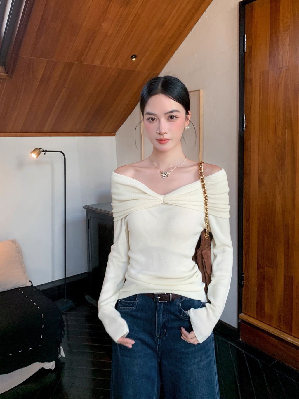 3b897d5666ab4a08b495eaaf9bca4adc