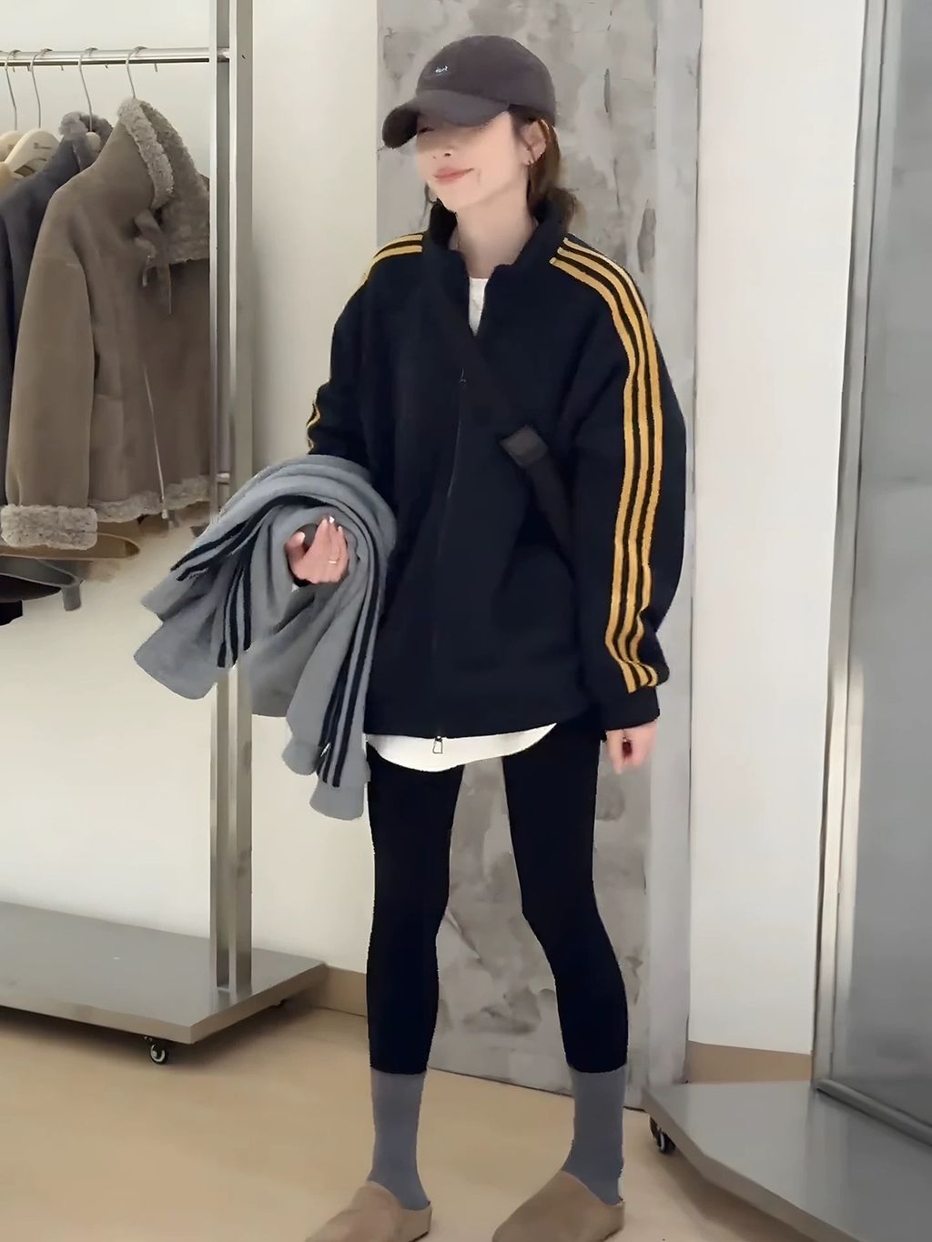 d9d66198318d42c9567c6658ae872f0c