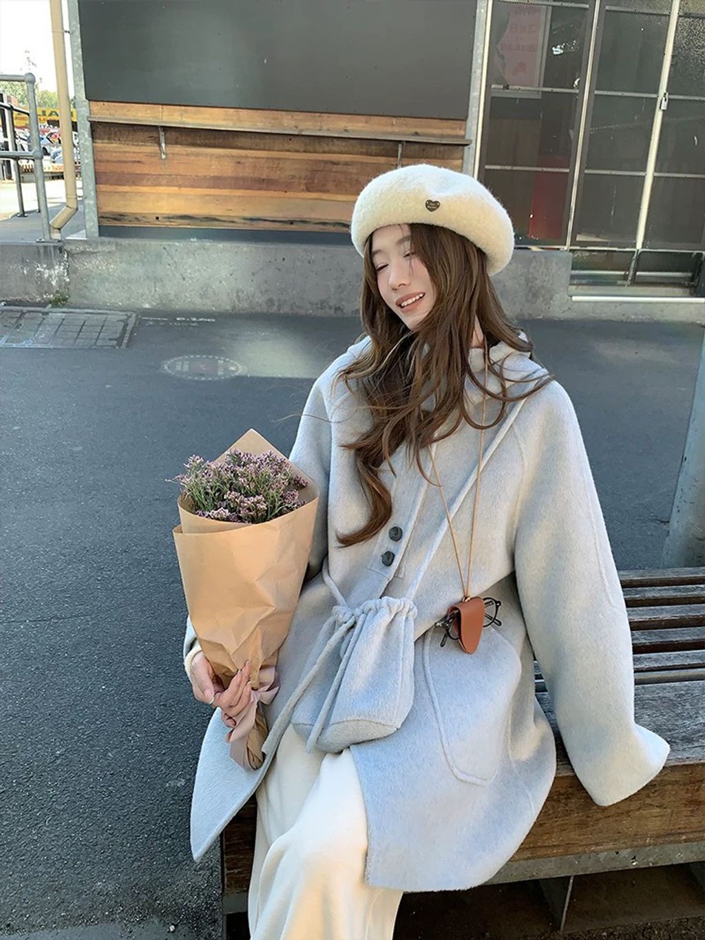 5e3233bda88f53a7d3ff175c03c3057f