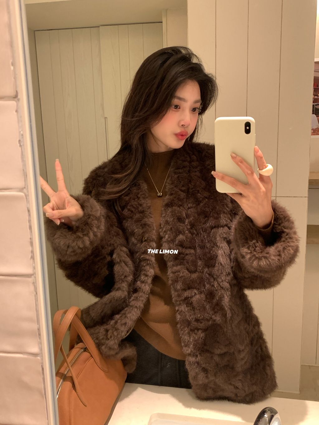 ff85e822db443bb689709d5126144081