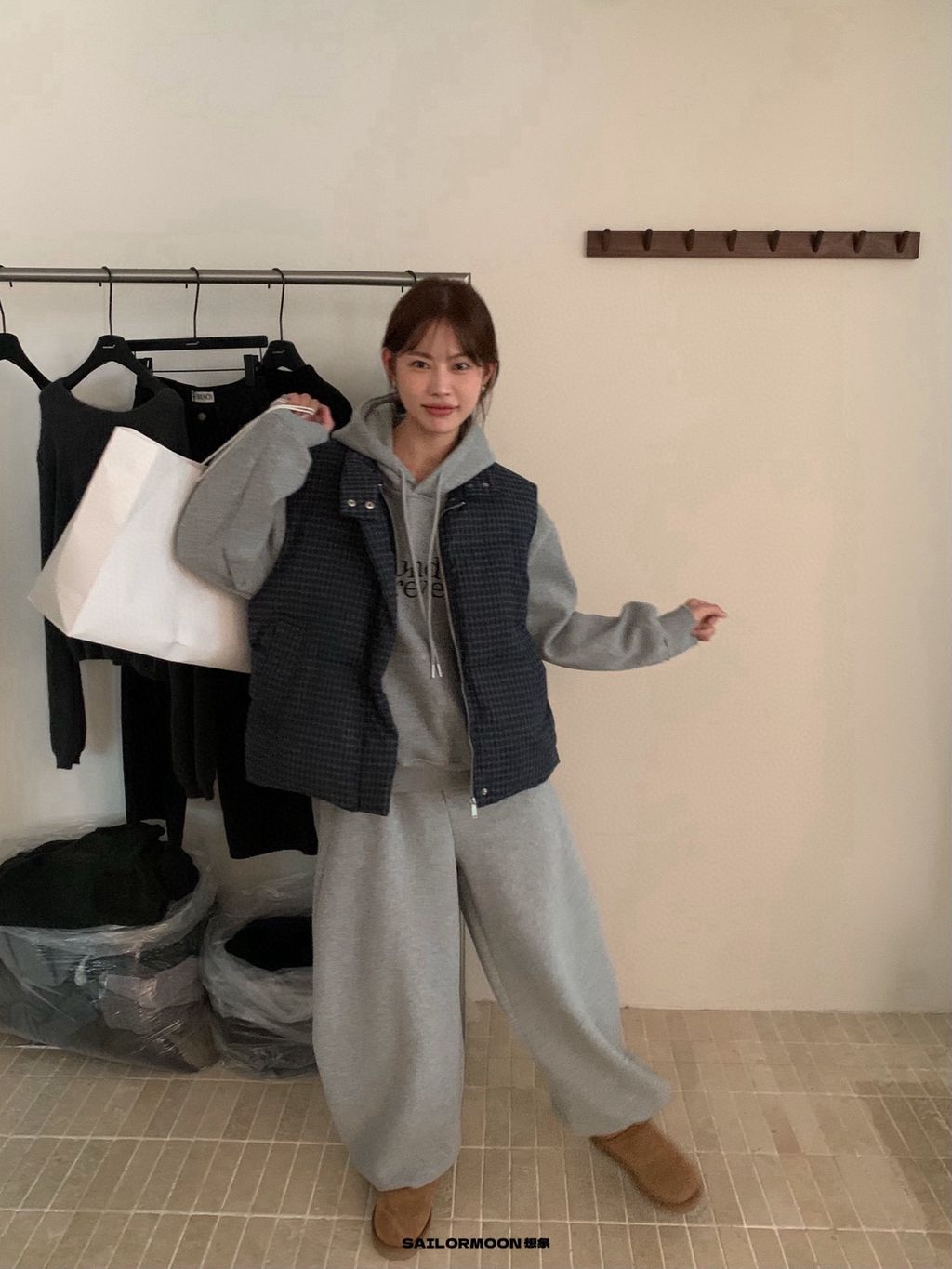 81f88b8c00b9828cd3548cc6700a5a14