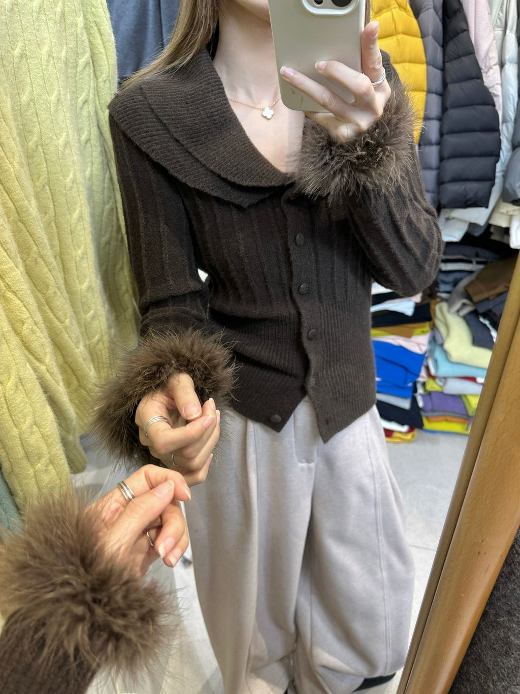 25340e2cec442a077426b92a3c56d462