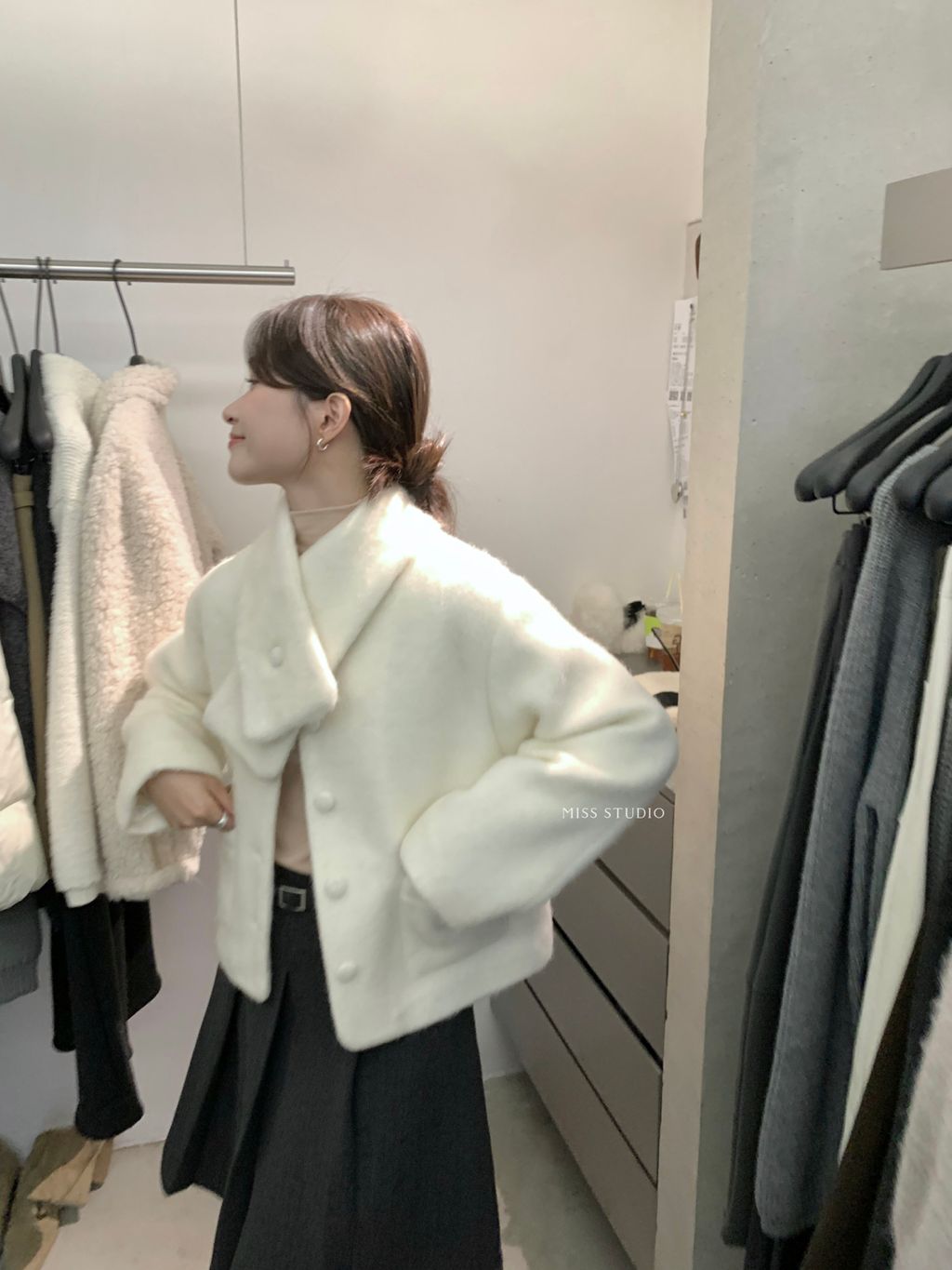 ba1ef6c0ed4e36d22bbc79ae85f889eb