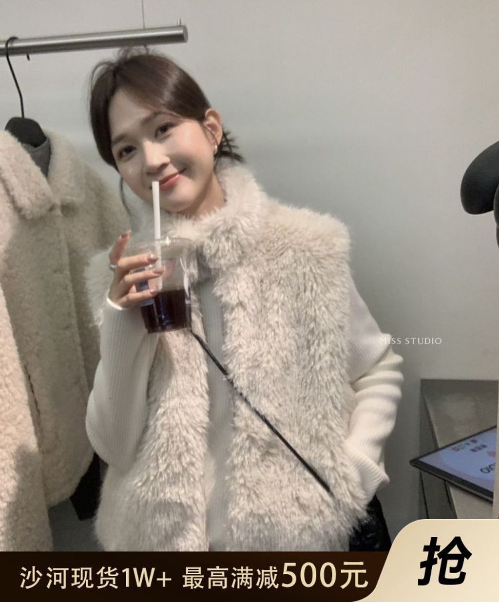 1763729663692060ff7d78b