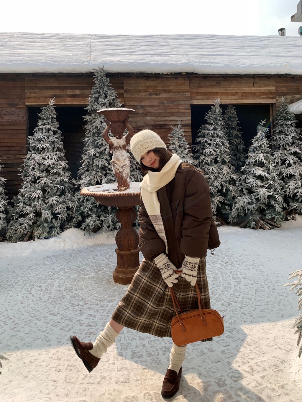 37687f3b25c84371206b1856d5d0f58b