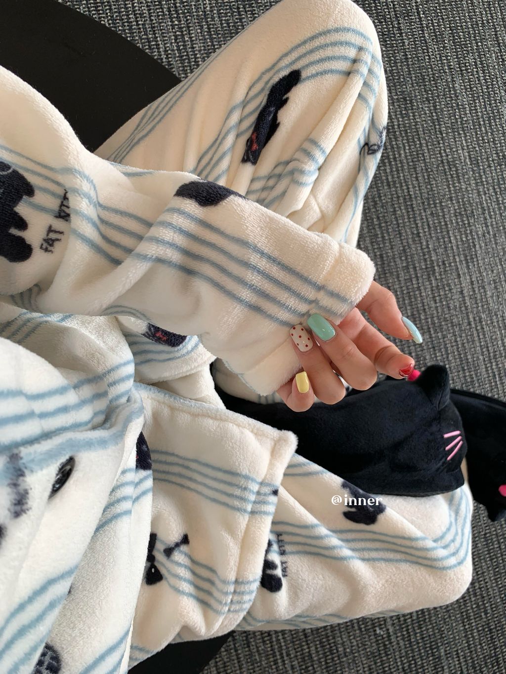 9877a0261fdd28a8d795d76446ee40df