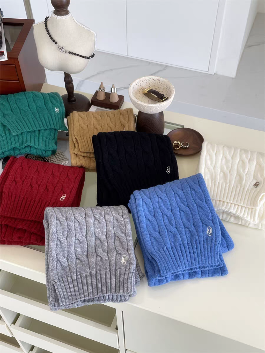 54bb1625471b2812369cef62e7ec957b