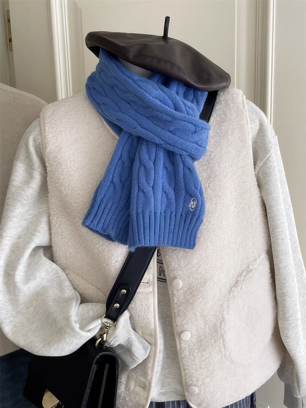 4073276ec914487ebab6c6d14de46ec0