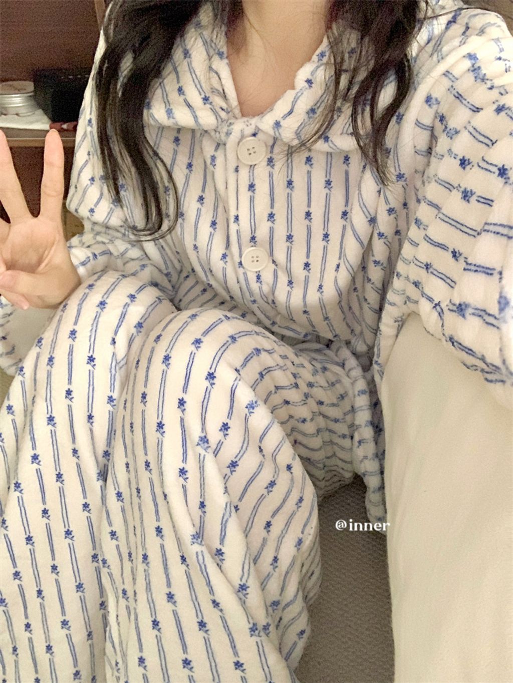 9a492666c182fa9b88ff79b7c6e8c72a