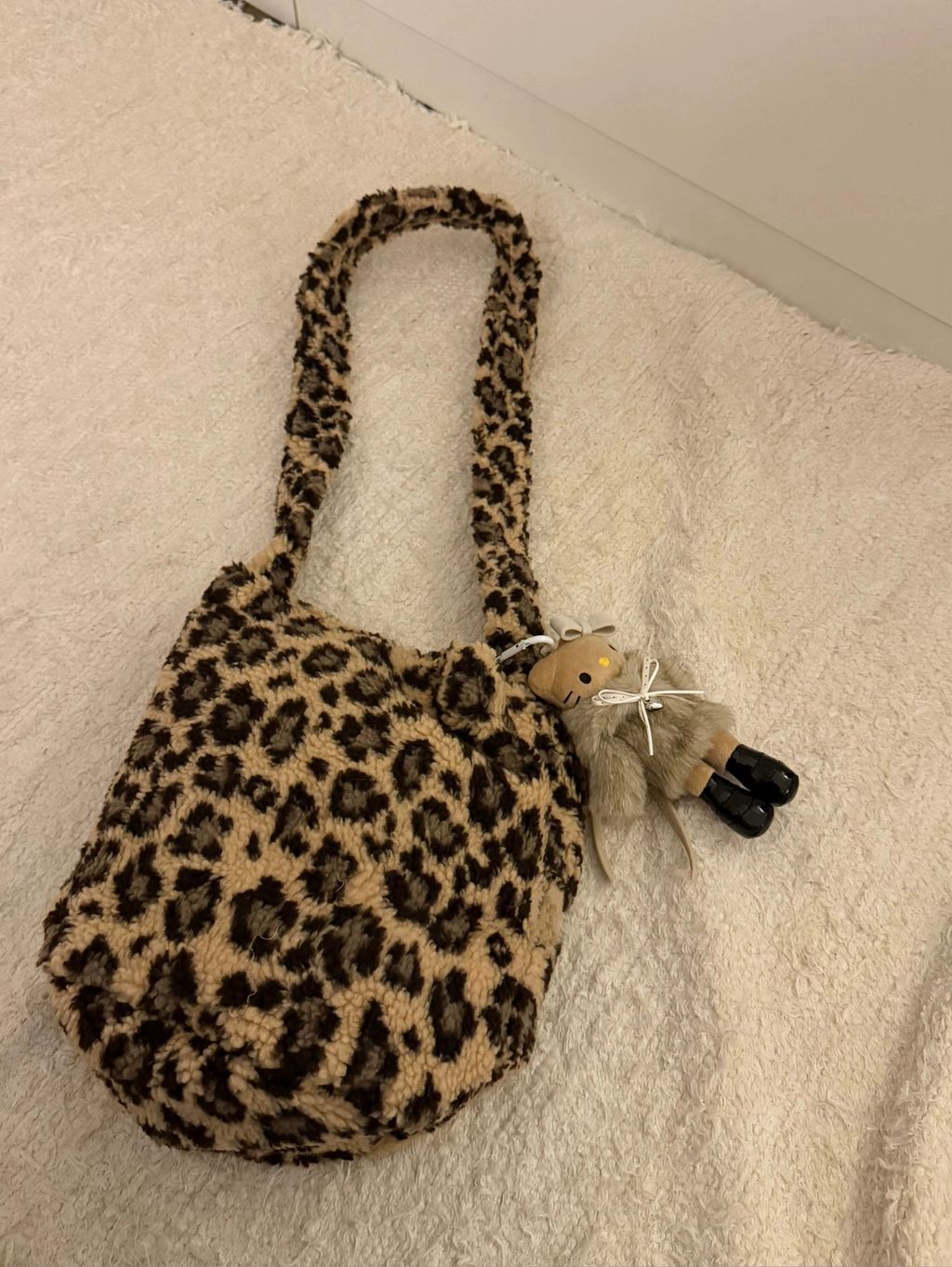 a355845259e5786dd32b3c26b10fbac9