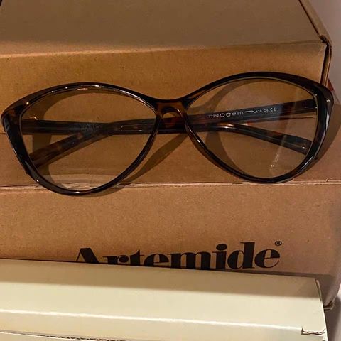 7e12572de75759b16b7e69fadb0b8255