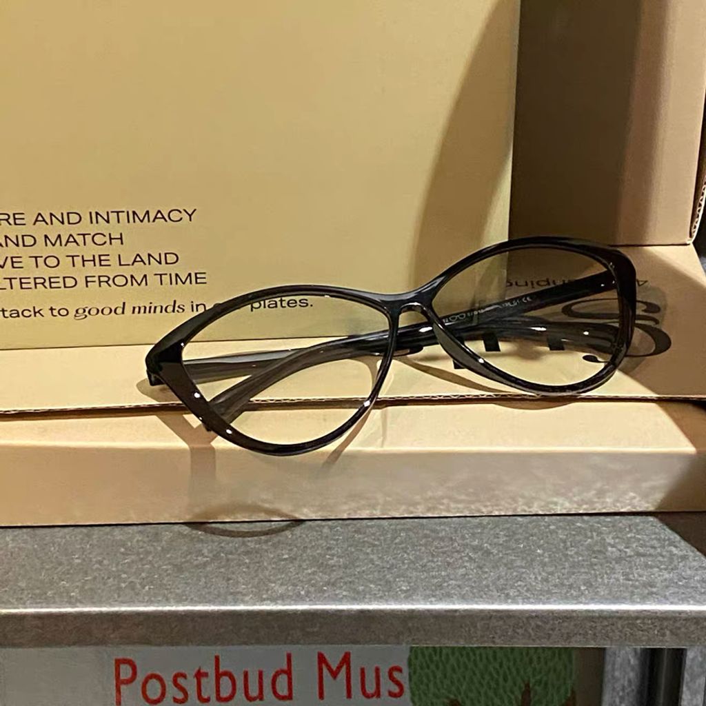 80f2291cefdd8f9dcd5c82cd6eb3b135