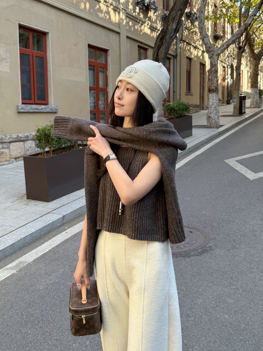 9acba4325209bf124e27e34d4b3c718c