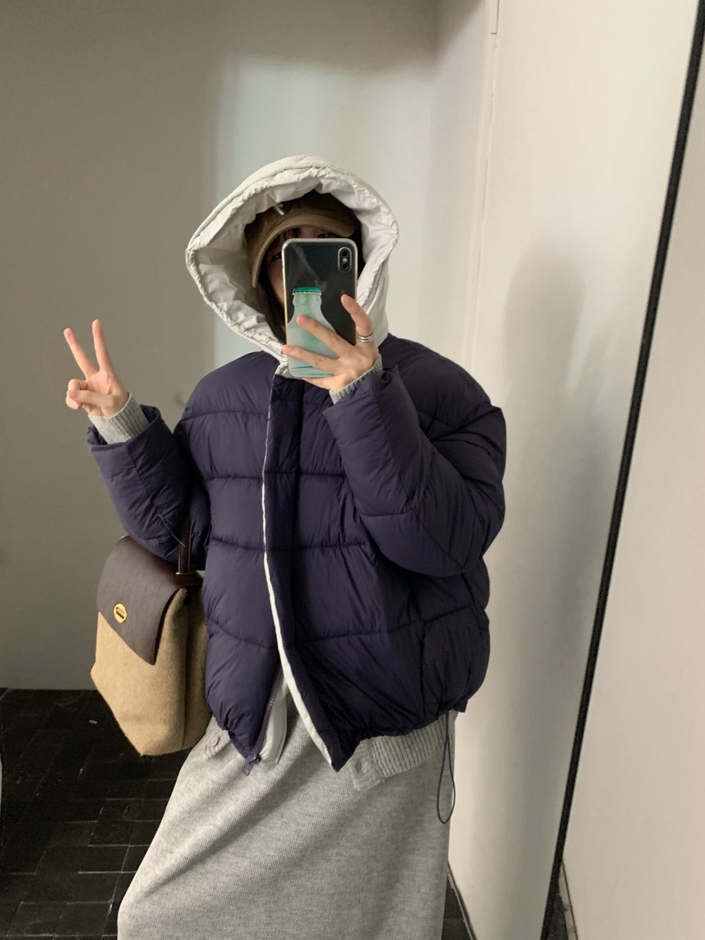 46b7add5825484b68c64258f24a6a349