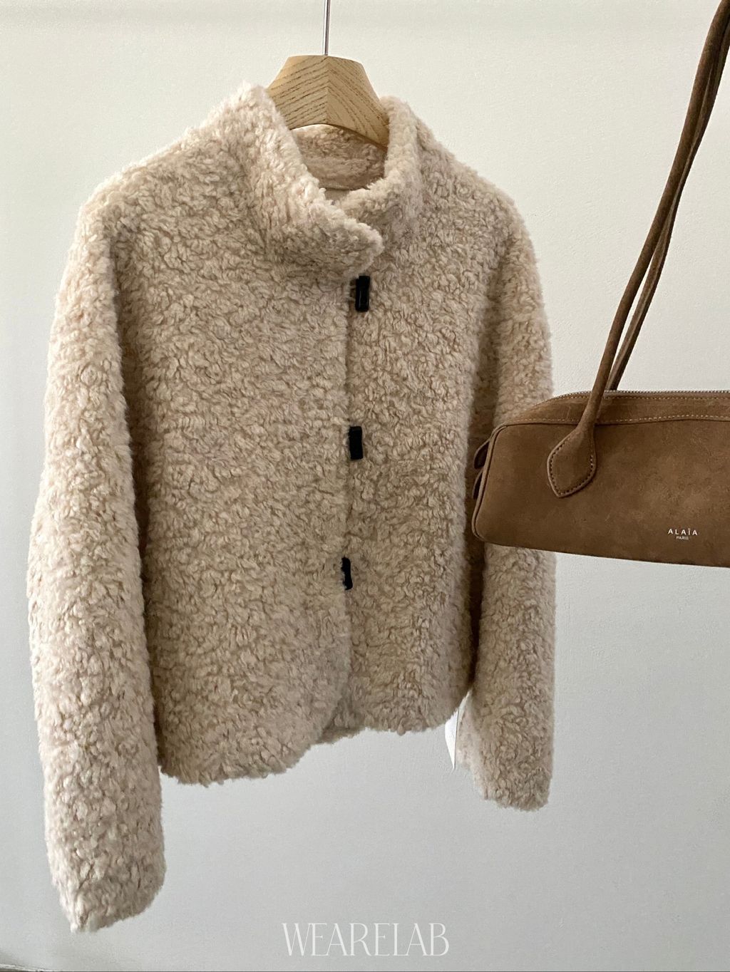 775eeab194f33b90f28284e176b24f4e