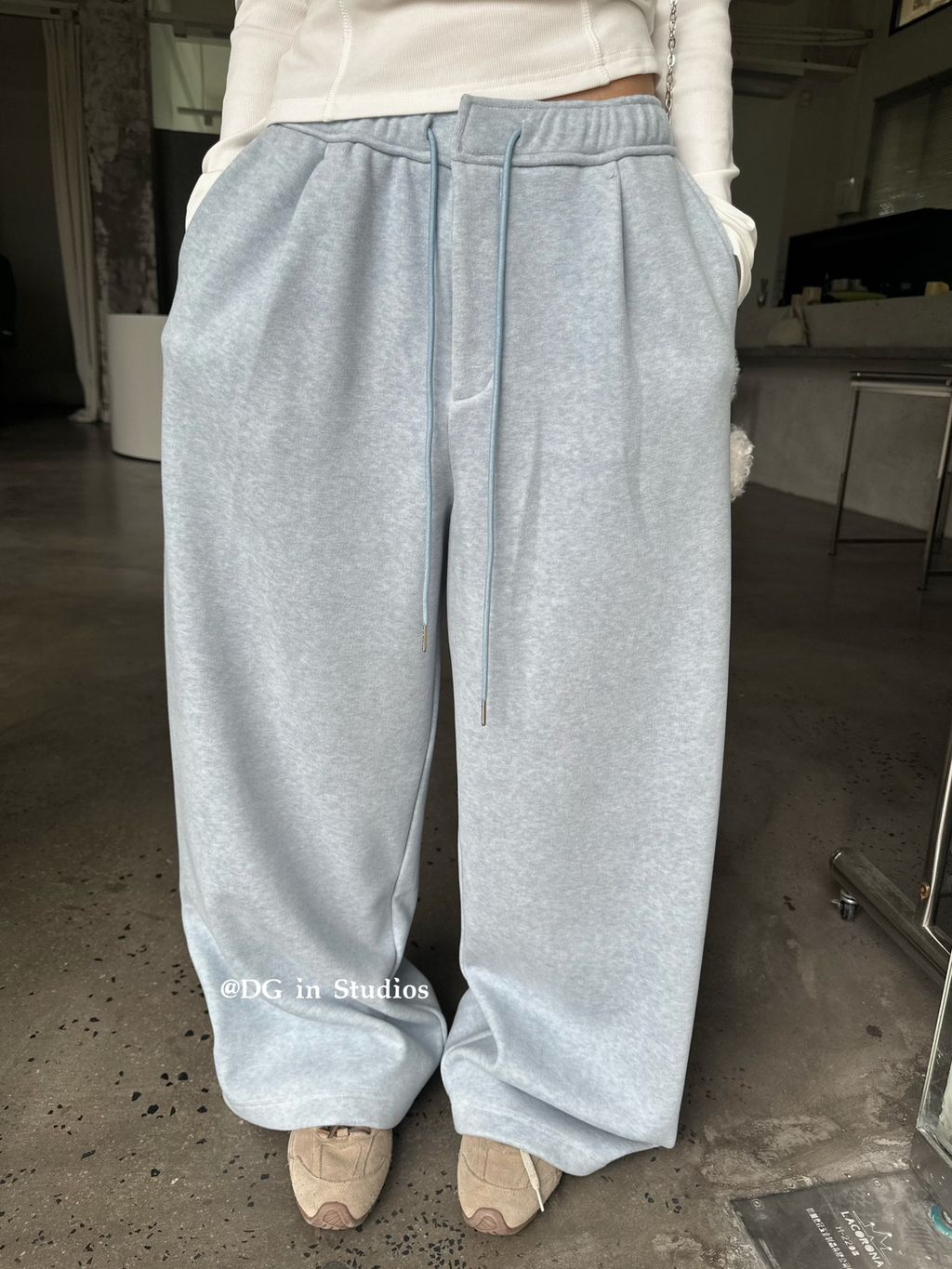 6036c90e8a845a313a7a47f5a6ce687c