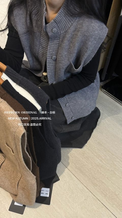 8308610255d335444bb6df93370554f5