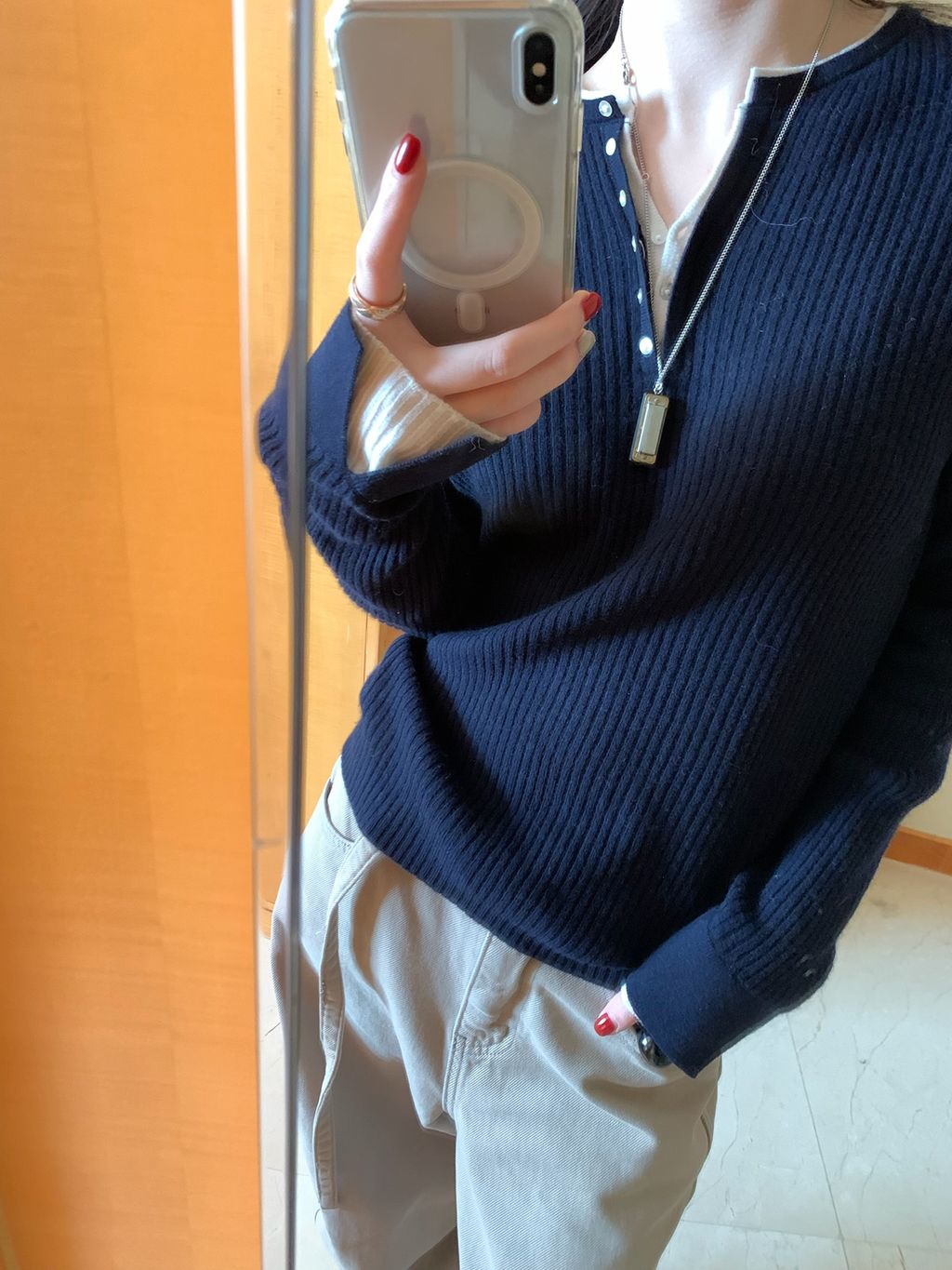 b986869918e6cd16d818be11d8a370f1