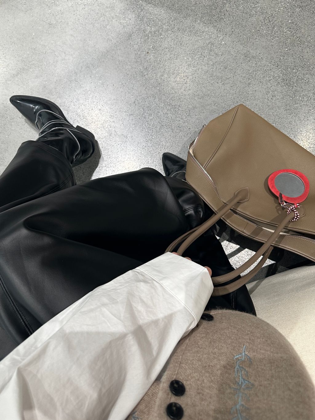 f9598545a6894cd1394077b7c18c9f69