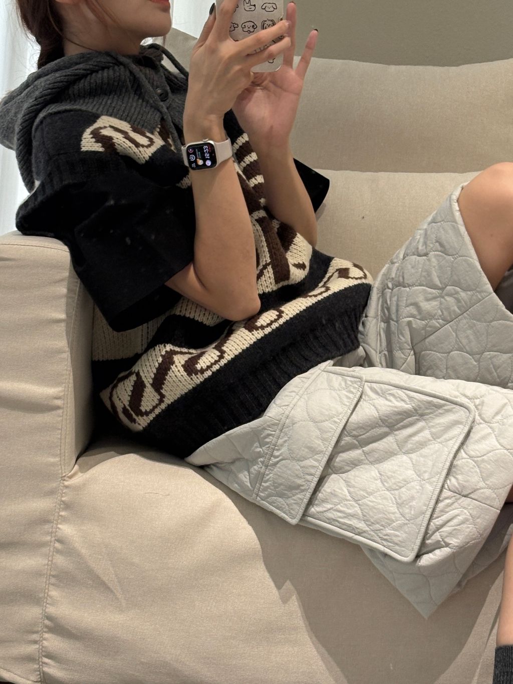 ffe40a99b1764e6ef1cf629949f147eb