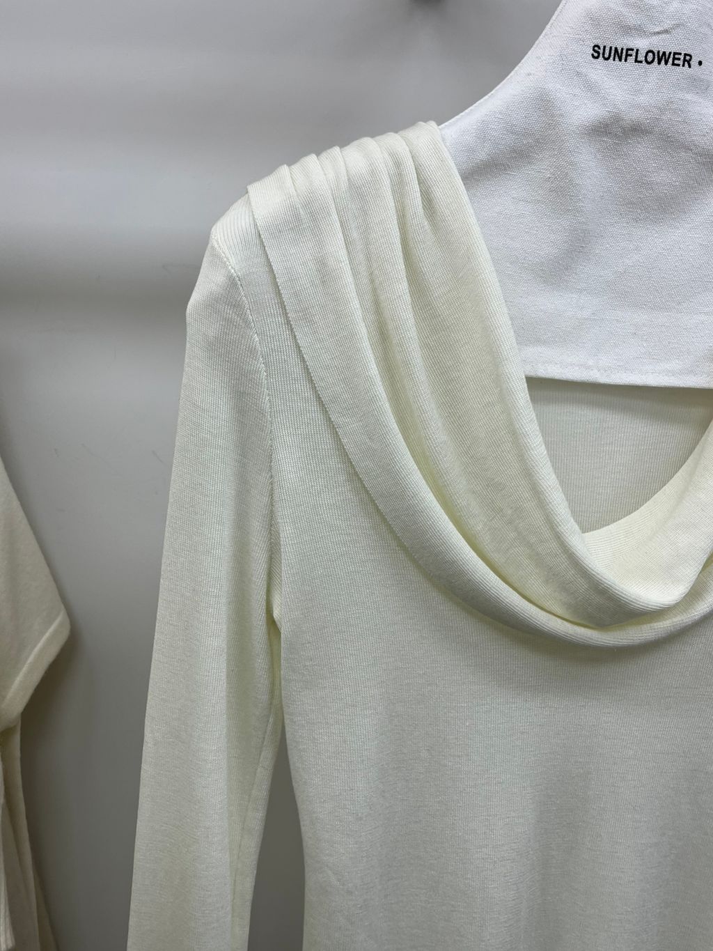 0dc2be7e284f81fdd9fd025e3810595b