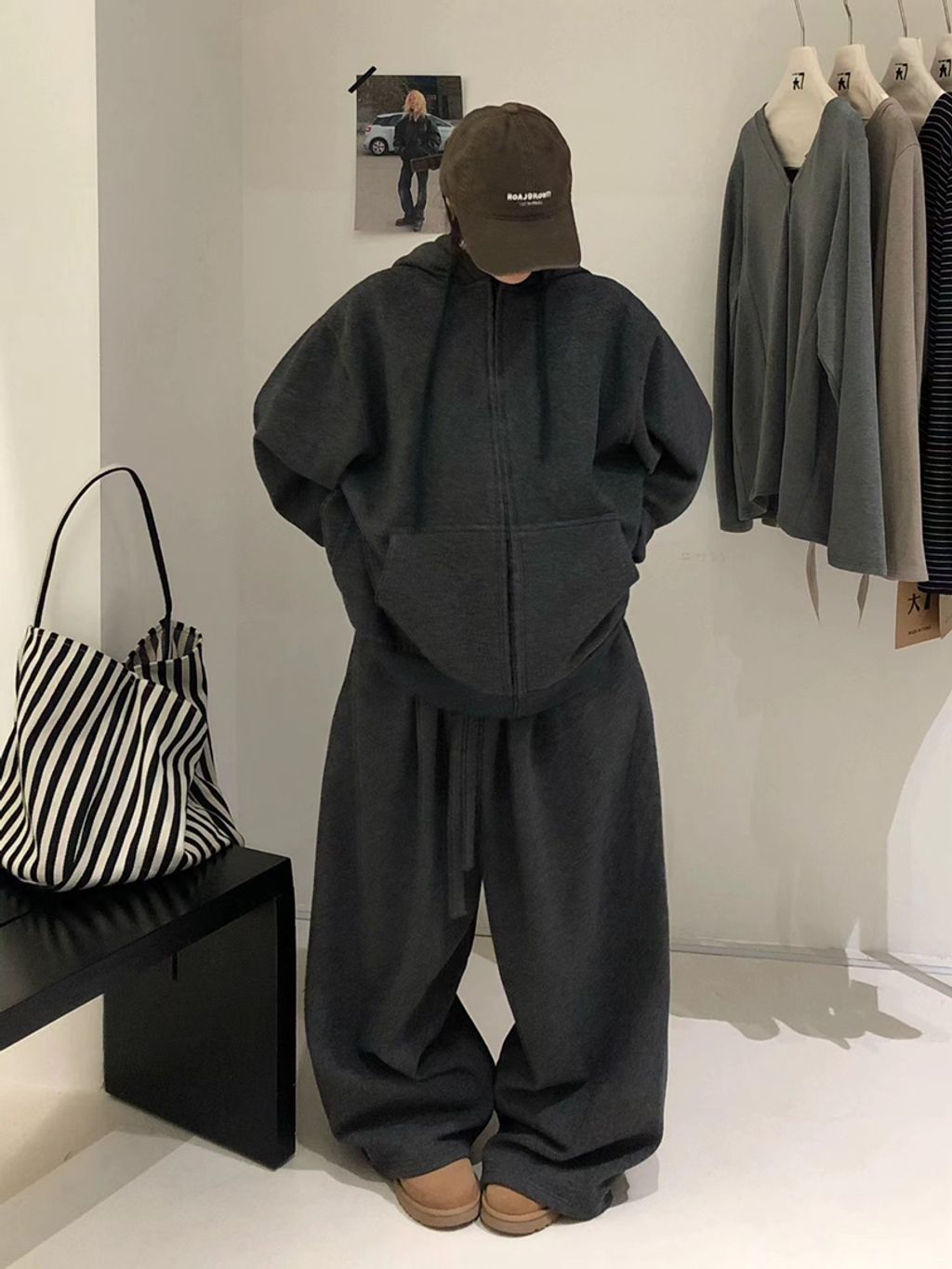 dfbbe6dbfb4dae38696820b29a41b61c