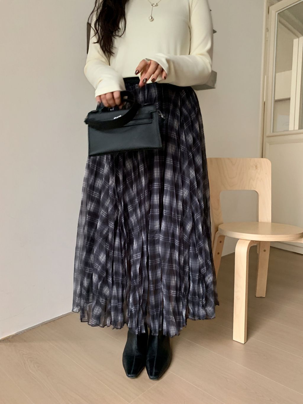 5981f00c3e1e61f63002e64c24e988de