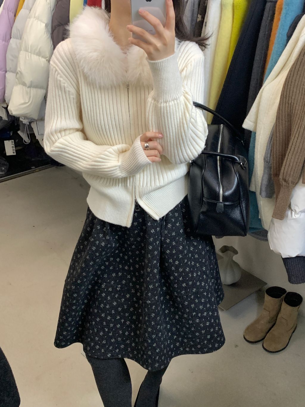 5d137fcc6d668668fc41a322d342c0b7