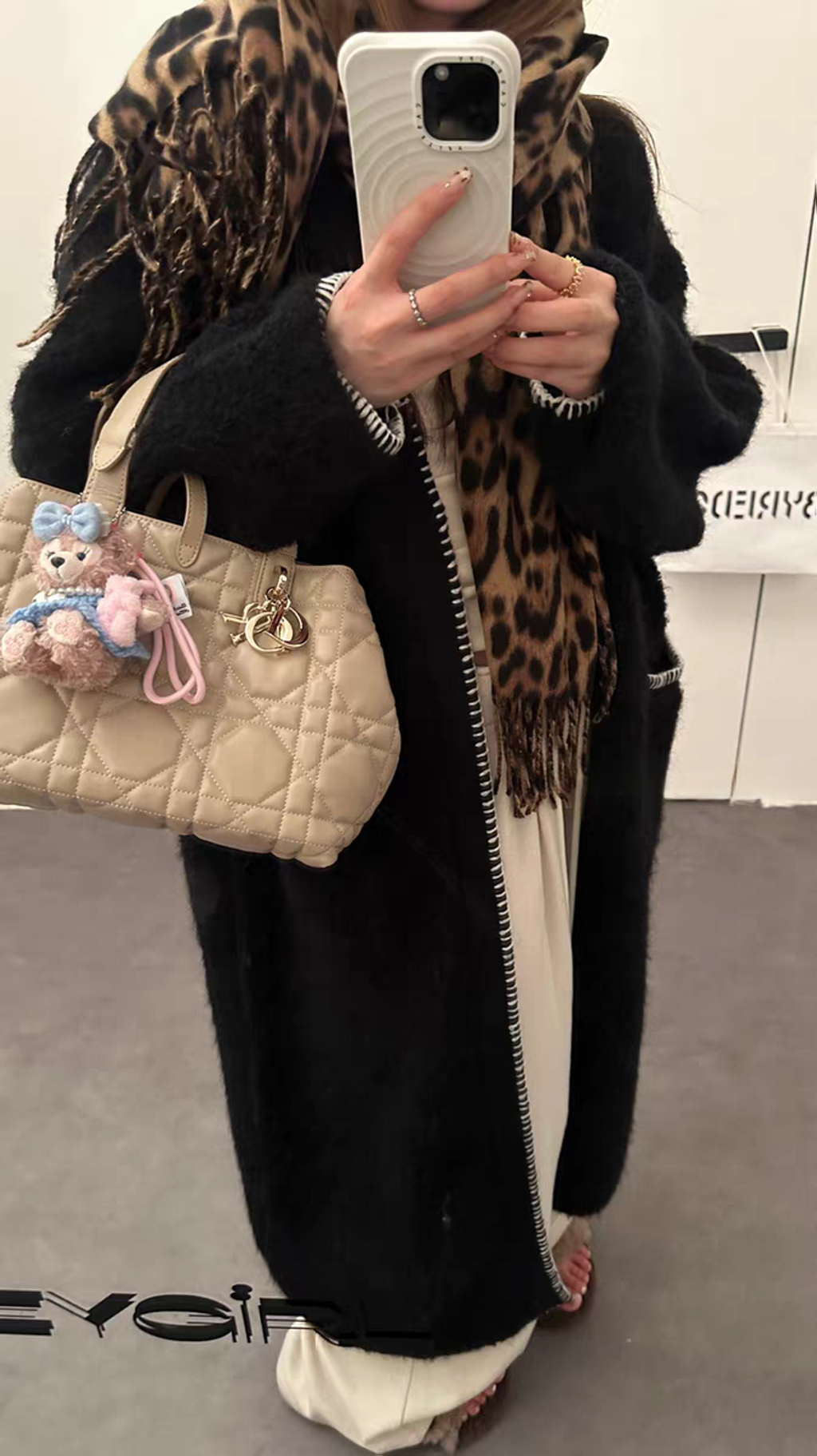 81fad0fa61f32a0a102e2a9f0cb7170f