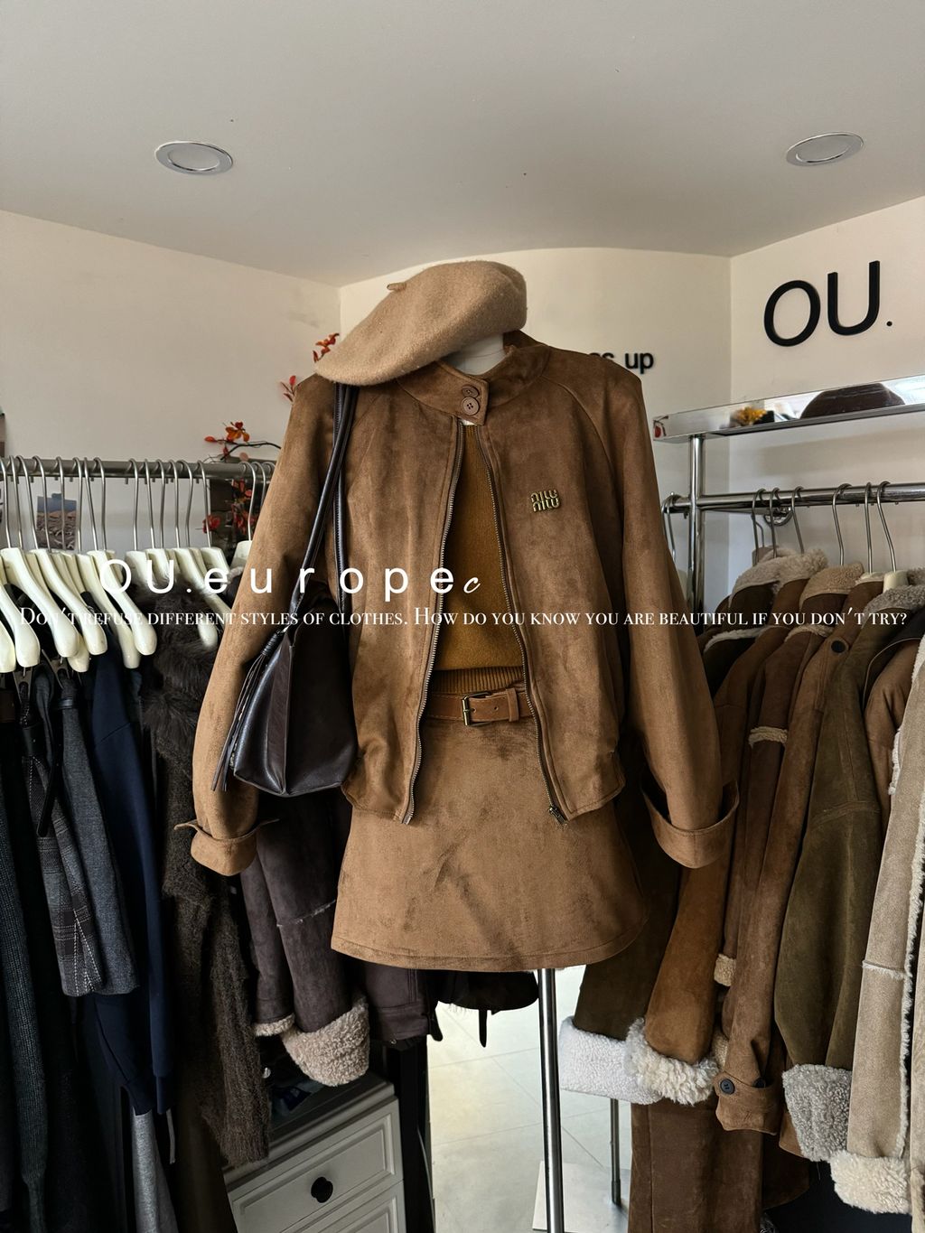 d6923ba7e033fa113d82f2a3b70d8cb2