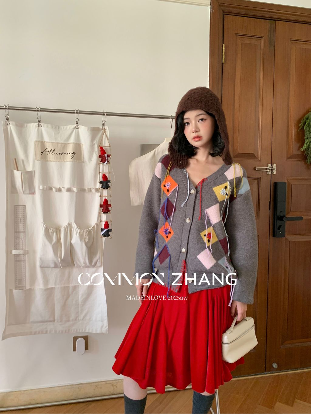 5b4132552199ad44a7a327b39af827e2