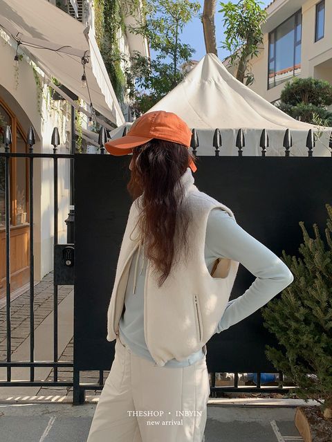 9978e460de27b54b94a2ff38b6fdff70