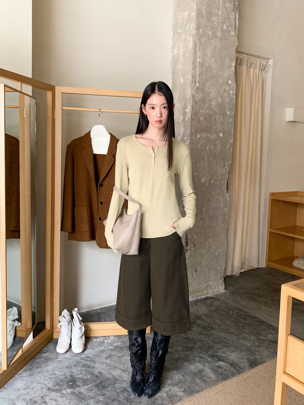 44eb49062a21758f3a7f1b4e5309233e