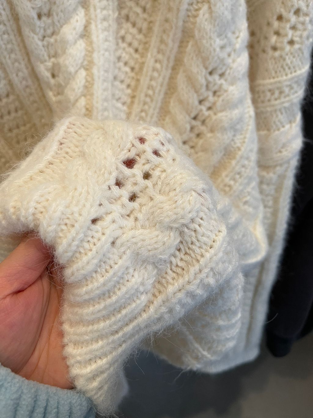 b1f1a03cf165bc68e8e77b13cbb3c81e