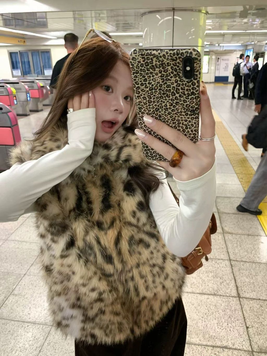 7f5b1e21355848e3e64d29070ef06e14